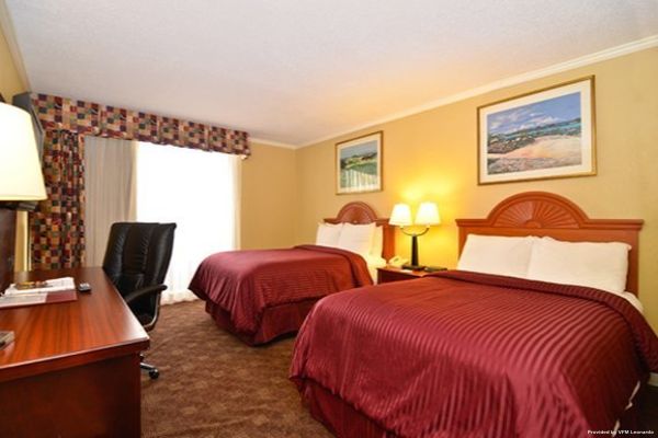 Clarion Hotel Lacrosse (Texarkana)